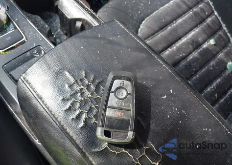 2019 Ford Fusion Se z USA, uszkodzony, nr VIN 3FA6P0HD4KR128179